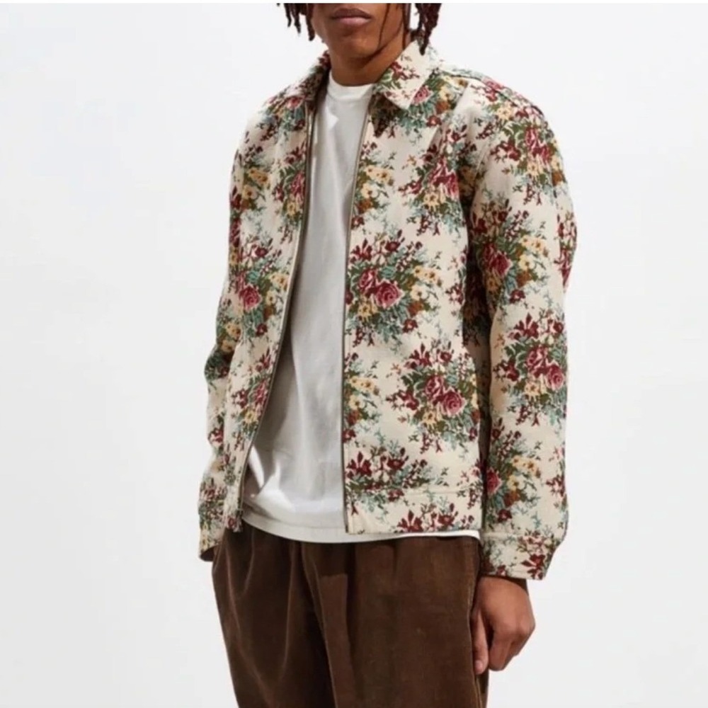 URBAN OUTFITTERS Floral Tapestry Woven Zip Up Jacket - Picture 2 of 10
